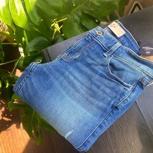 NWT Hollister Boot Jeans